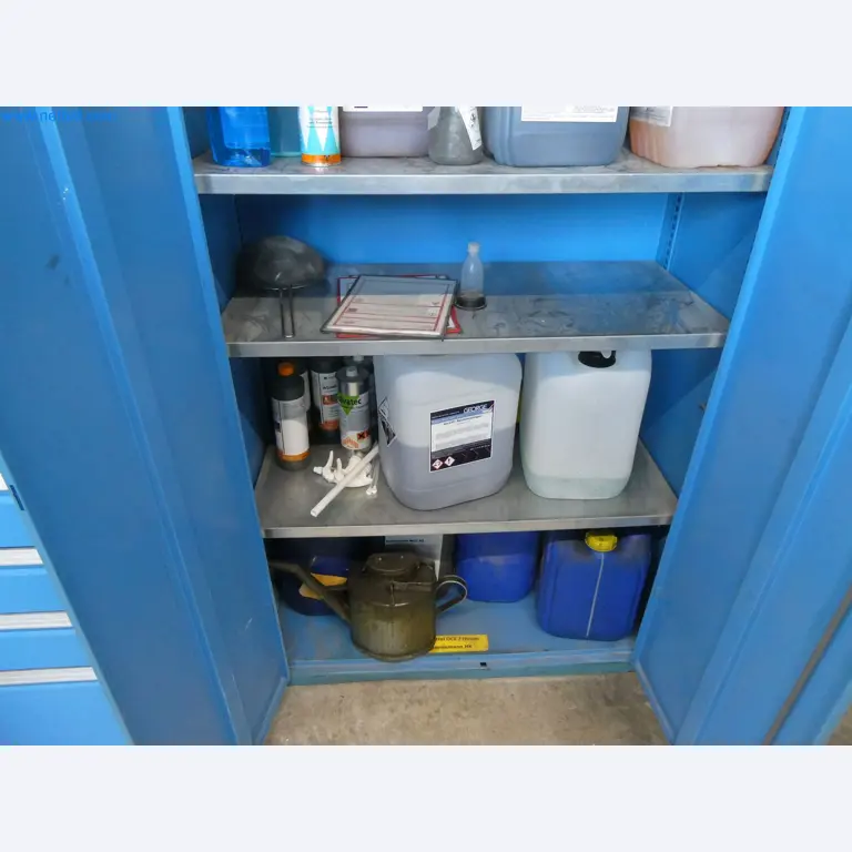 Máquinas de moldeo por inyección, máquinas CNC y líneas de montaje para elementos calefactores y componentes de automoción-12