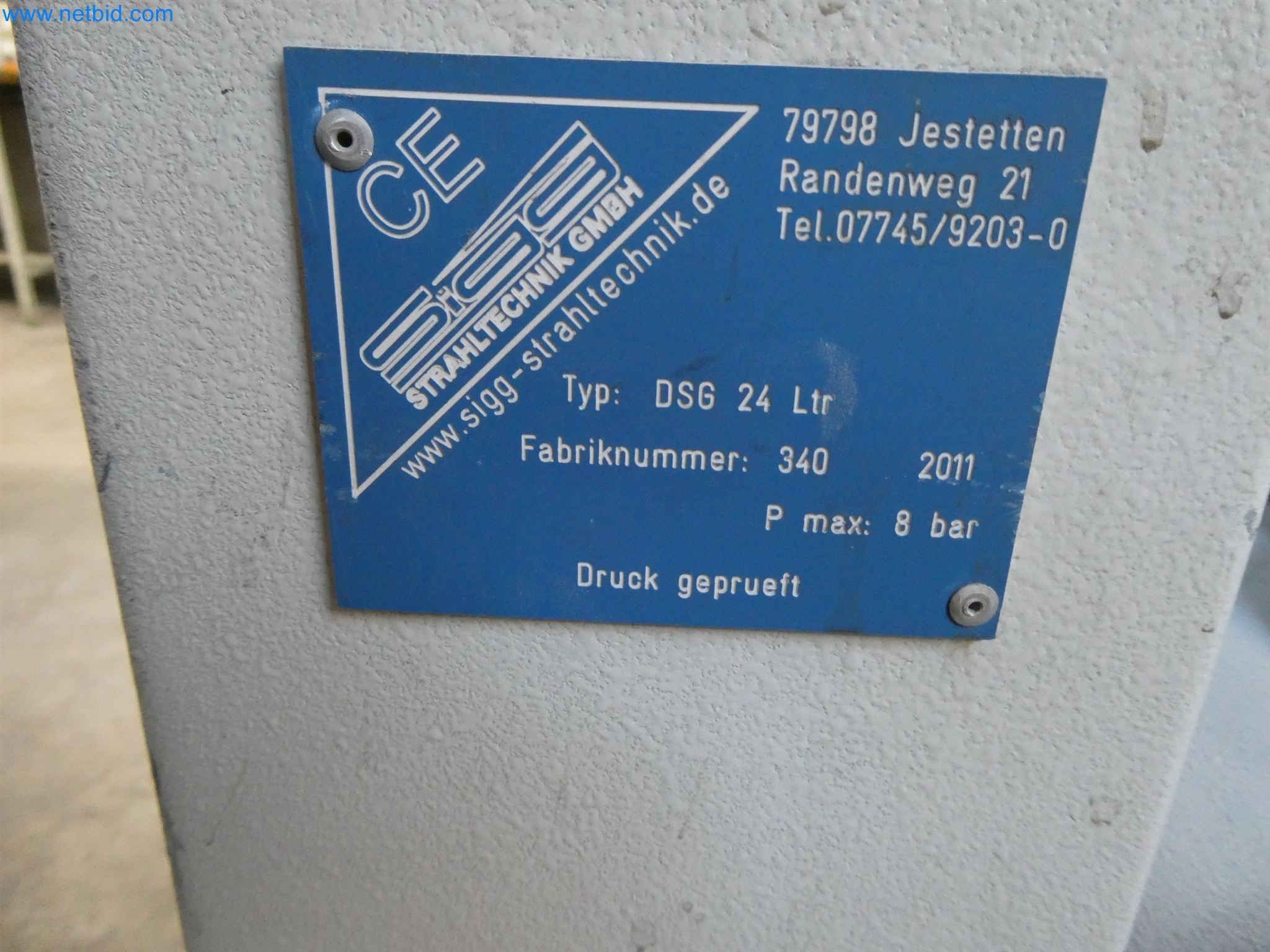 Máquinas de moldeo por inyección, máquinas CNC y líneas de montaje para elementos calefactores y componentes de automoción-2