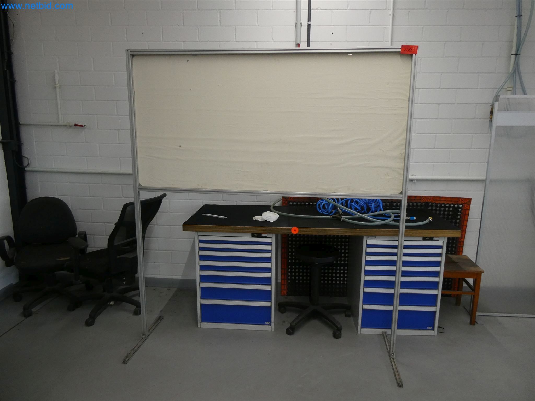 Máquinas de moldeo por inyección, máquinas CNC y líneas de montaje para elementos calefactores y componentes de automoción-4