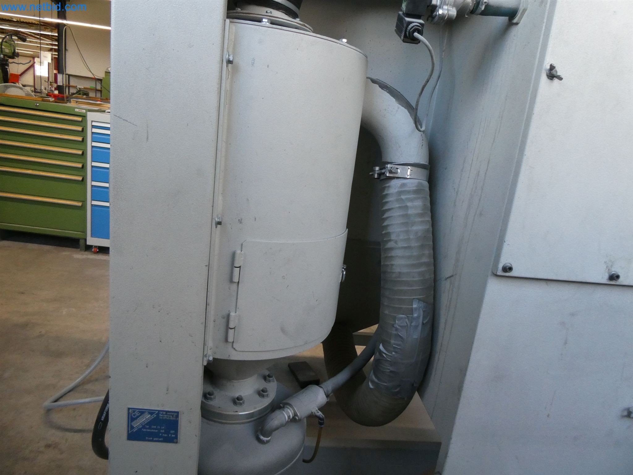 Máquinas de moldeo por inyección, máquinas CNC y líneas de montaje para elementos calefactores y componentes de automoción-8