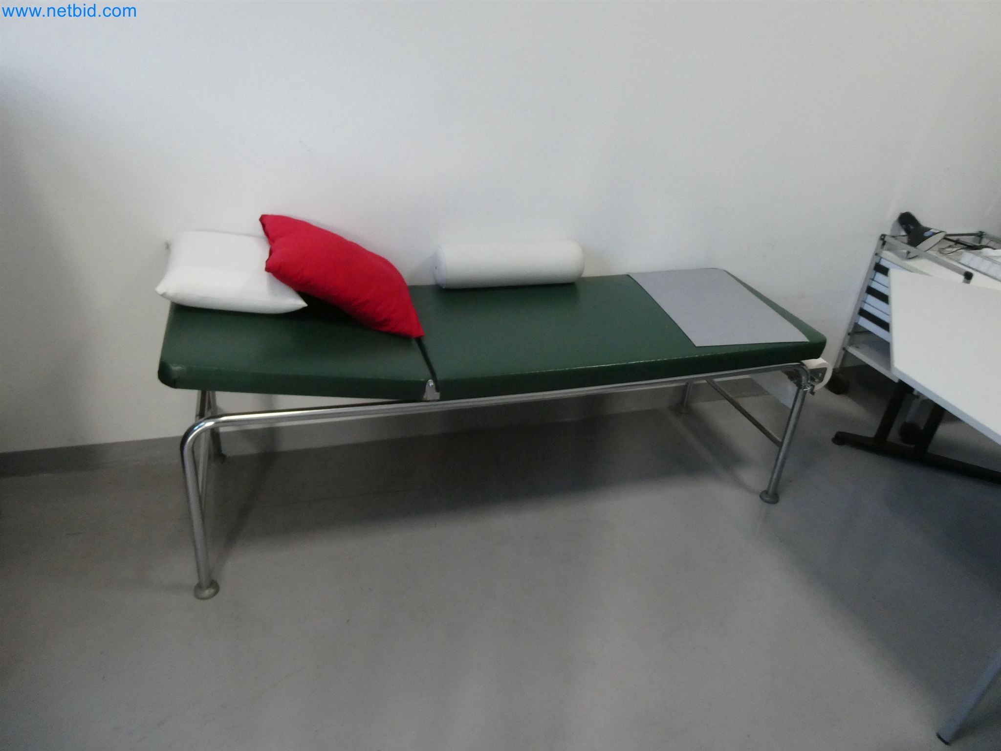 Máquinas de moldeo por inyección, máquinas CNC y líneas de montaje para elementos calefactores y componentes de automoción-2