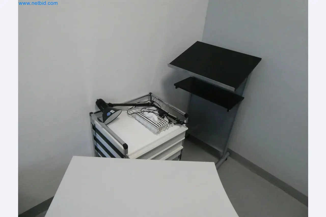 Máquinas de moldeo por inyección, máquinas CNC y líneas de montaje para elementos calefactores y componentes de automoción-4