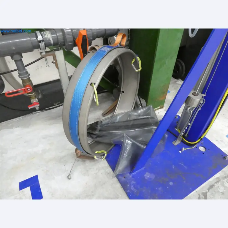 Máquinas de moldeo por inyección, máquinas CNC y líneas de montaje para elementos calefactores y componentes de automoción-6