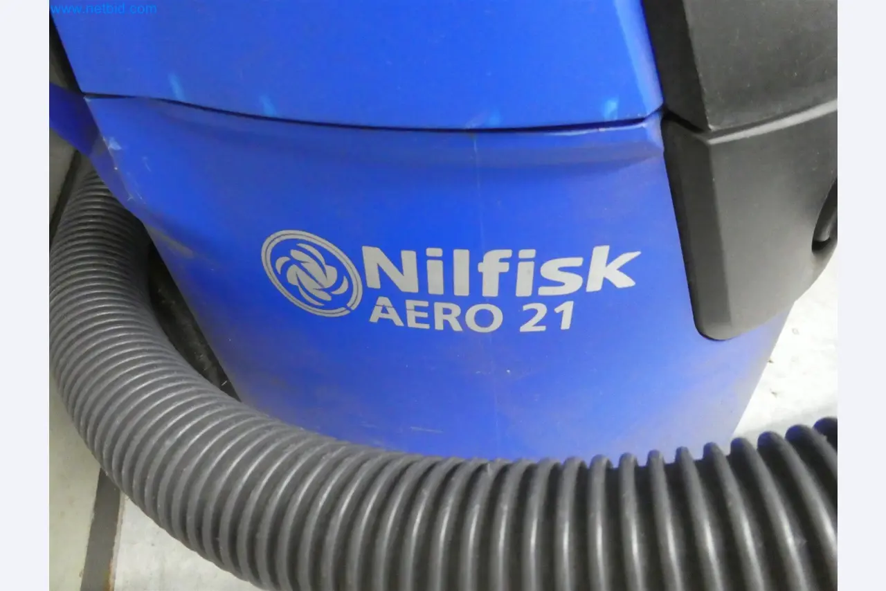 Máquinas de moldeo por inyección, máquinas CNC y líneas de montaje para elementos calefactores y componentes de automoción-1