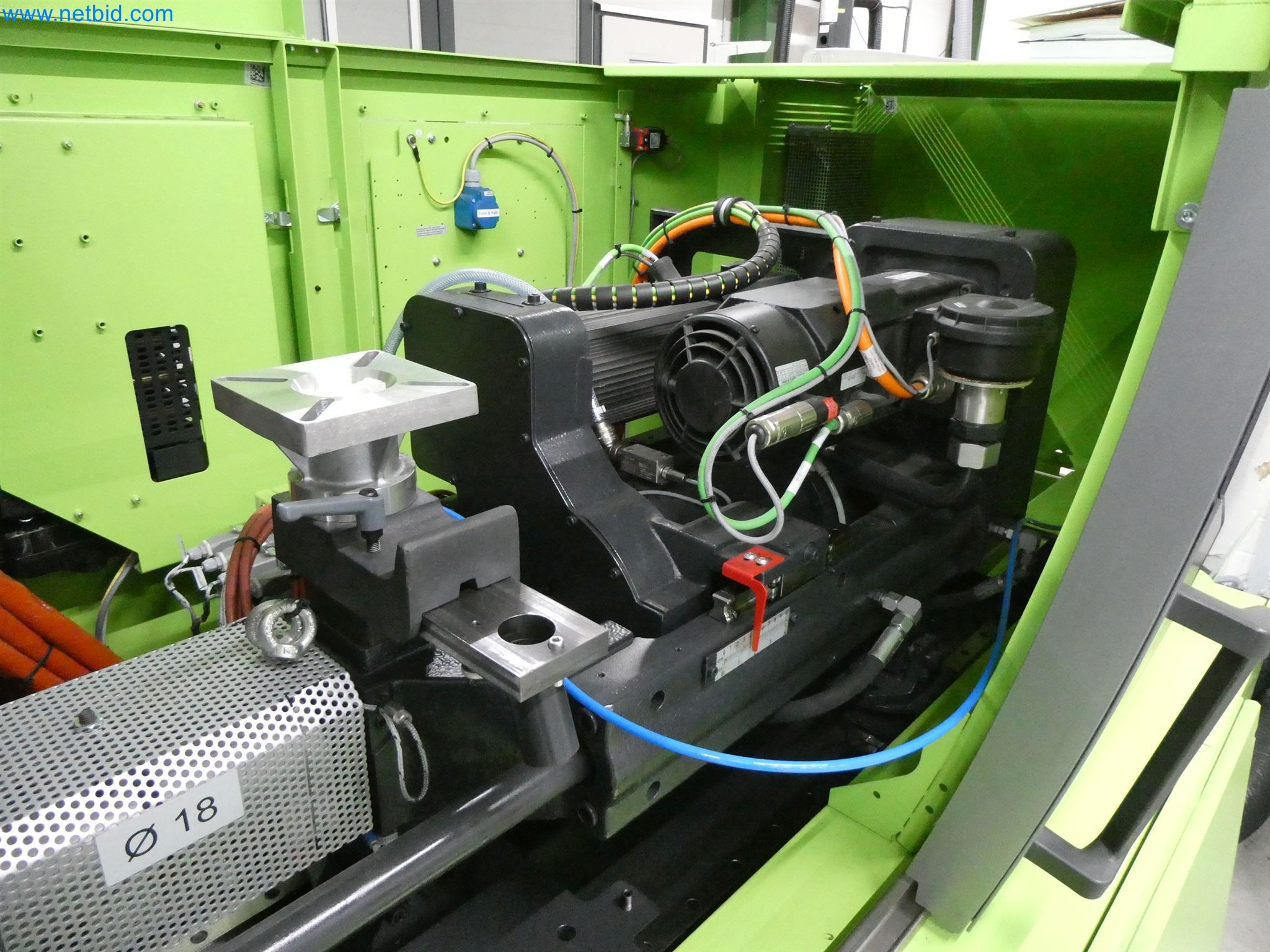 Machines de moulage par injection, machines CNC & lignes d'assemblage pour les éléments chauffants et les composants automobiles-10