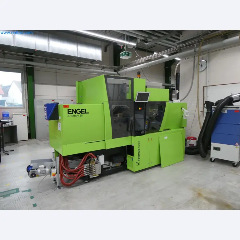 Machines de moulage par injection, machines CNC & lignes d'assemblage pour les éléments chauffants et les composants automobiles-1