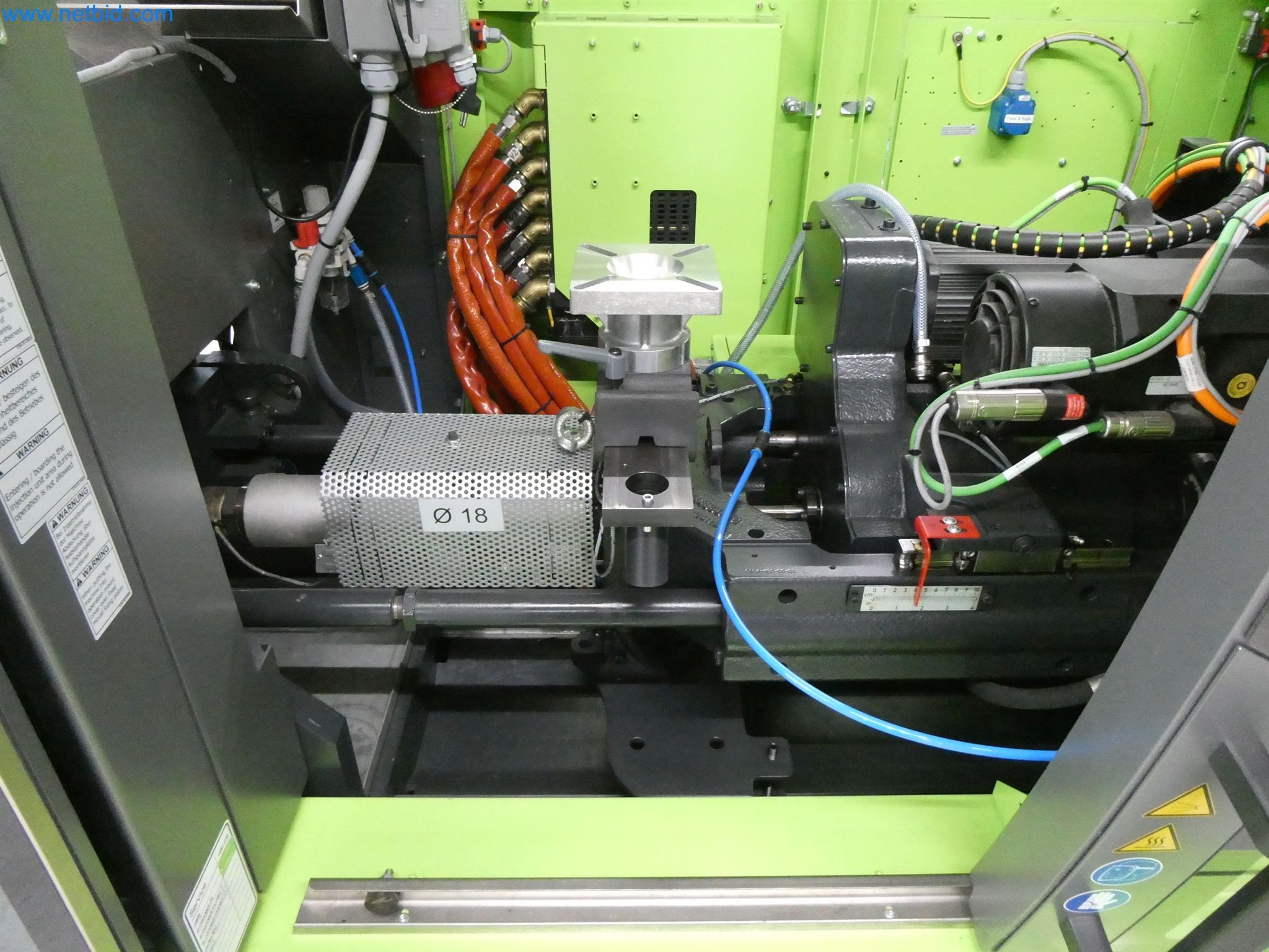 Machines de moulage par injection, machines CNC & lignes d'assemblage pour les éléments chauffants et les composants automobiles-9