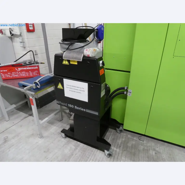 Machines de moulage par injection, machines CNC & lignes d'assemblage pour les éléments chauffants et les composants automobiles-1