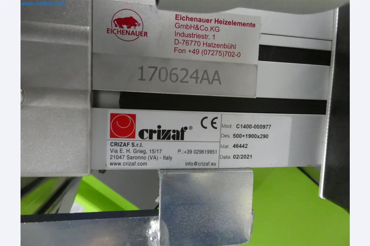 Machines de moulage par injection, machines CNC & lignes d'assemblage pour les éléments chauffants et les composants automobiles-1