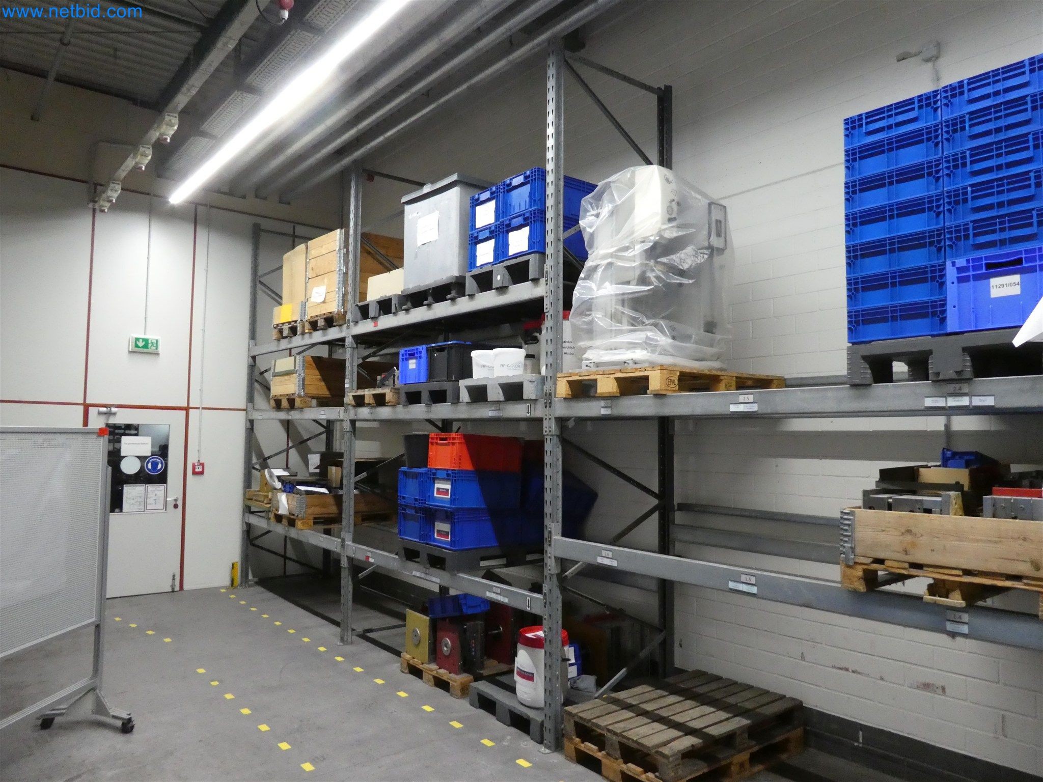 Machines de moulage par injection, machines CNC & lignes d'assemblage pour les éléments chauffants et les composants automobiles-2