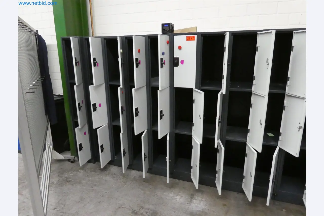 Machines de moulage par injection, machines CNC & lignes d'assemblage pour les éléments chauffants et les composants automobiles-1