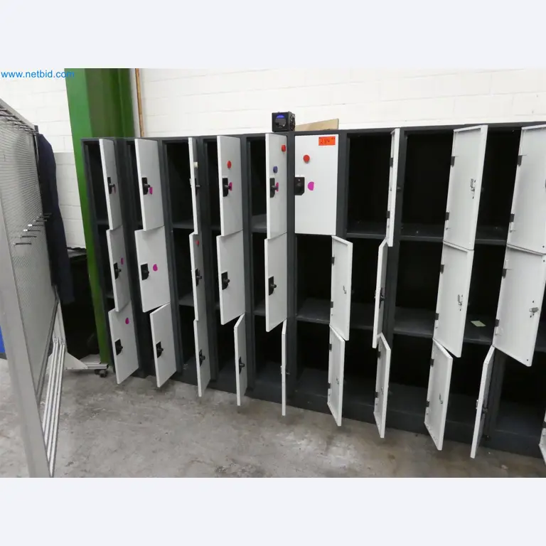 Machines de moulage par injection, machines CNC & lignes d'assemblage pour les éléments chauffants et les composants automobiles-1