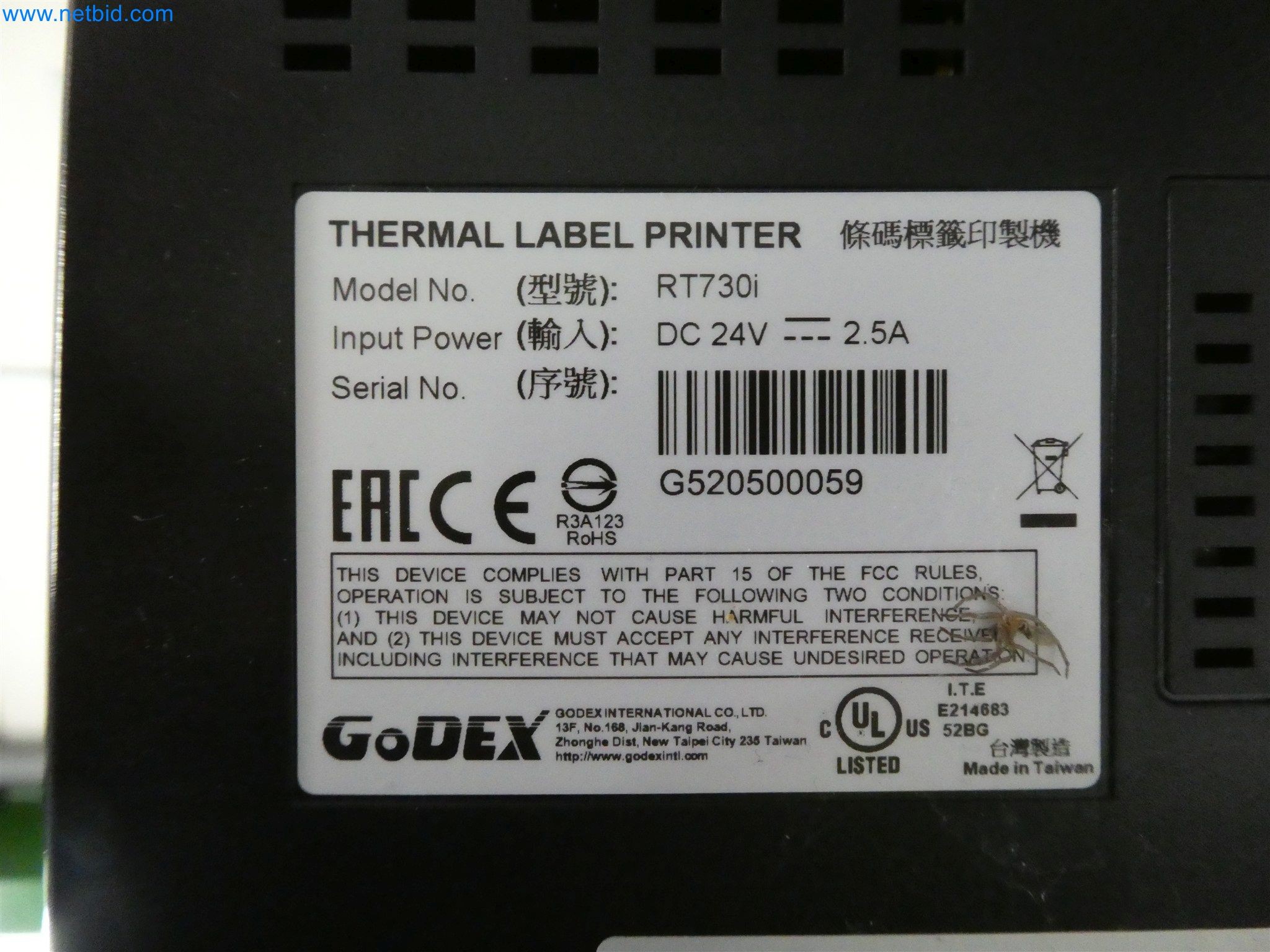 Machines de moulage par injection, machines CNC & lignes d'assemblage pour les éléments chauffants et les composants automobiles-3