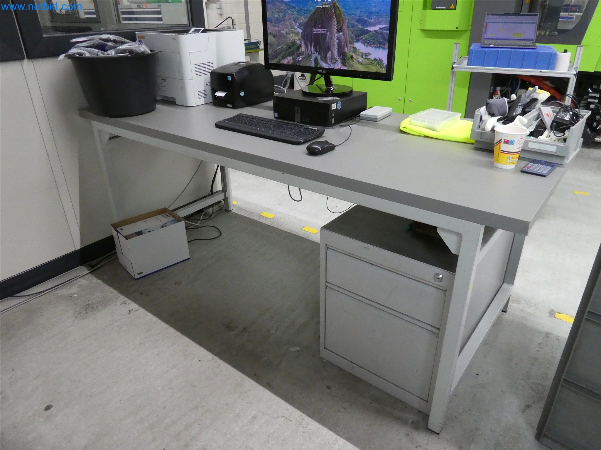 Machines de moulage par injection, machines CNC & lignes d'assemblage pour les éléments chauffants et les composants automobiles-6