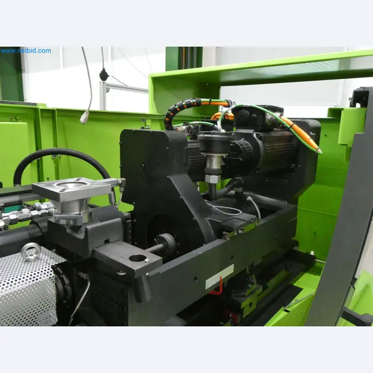 Vstřikovací stroje, CNC stroje a montážní linky pro topná tělesa a automobilové komponenty-10