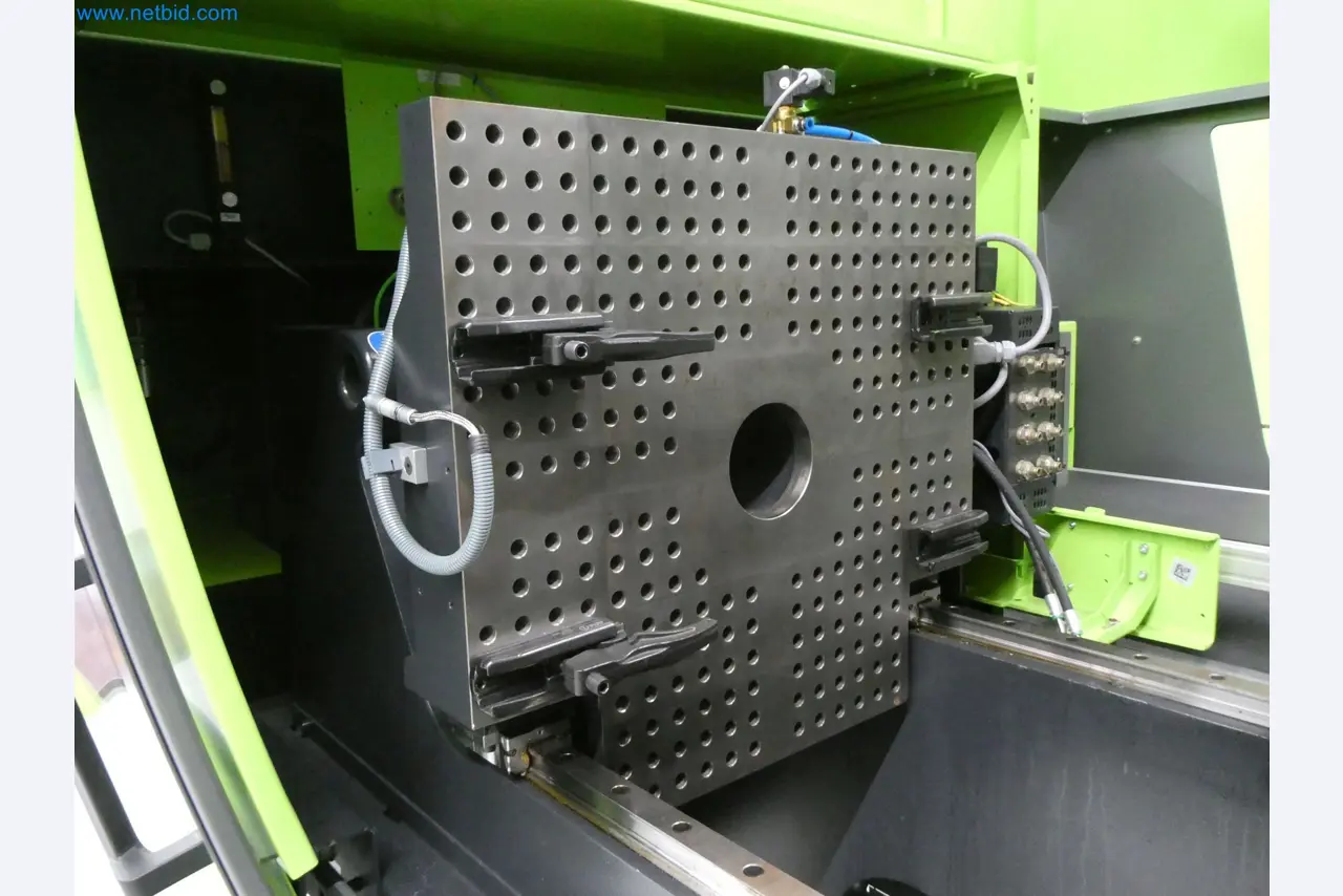 Vstřikovací stroje, CNC stroje a montážní linky pro topná tělesa a automobilové komponenty-13