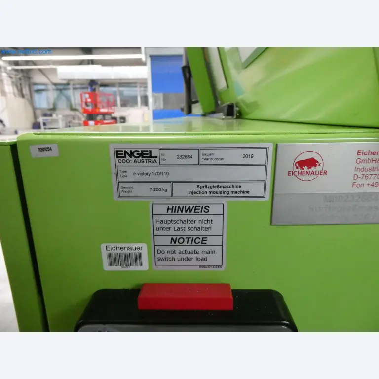 Vstřikovací stroje, CNC stroje a montážní linky pro topná tělesa a automobilové komponenty-2