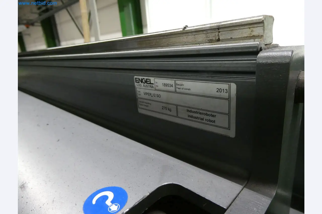 Vstřikovací stroje, CNC stroje a montážní linky pro topná tělesa a automobilové komponenty-17