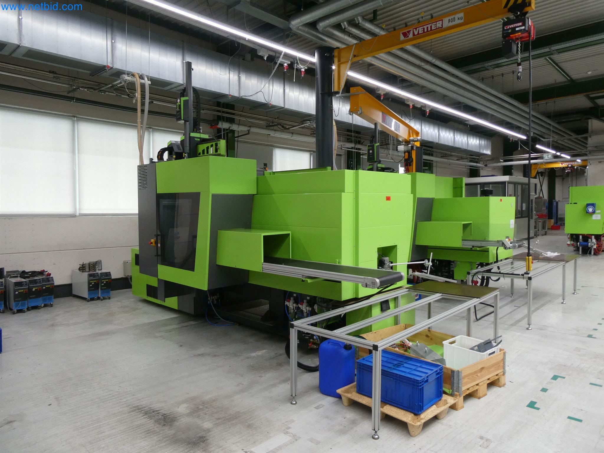 Vstřikovací stroje, CNC stroje a montážní linky pro topná tělesa a automobilové komponenty-18