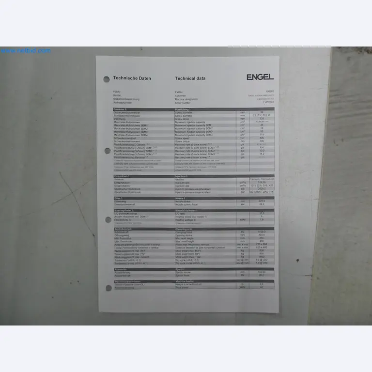 Vstřikovací stroje, CNC stroje a montážní linky pro topná tělesa a automobilové komponenty-9