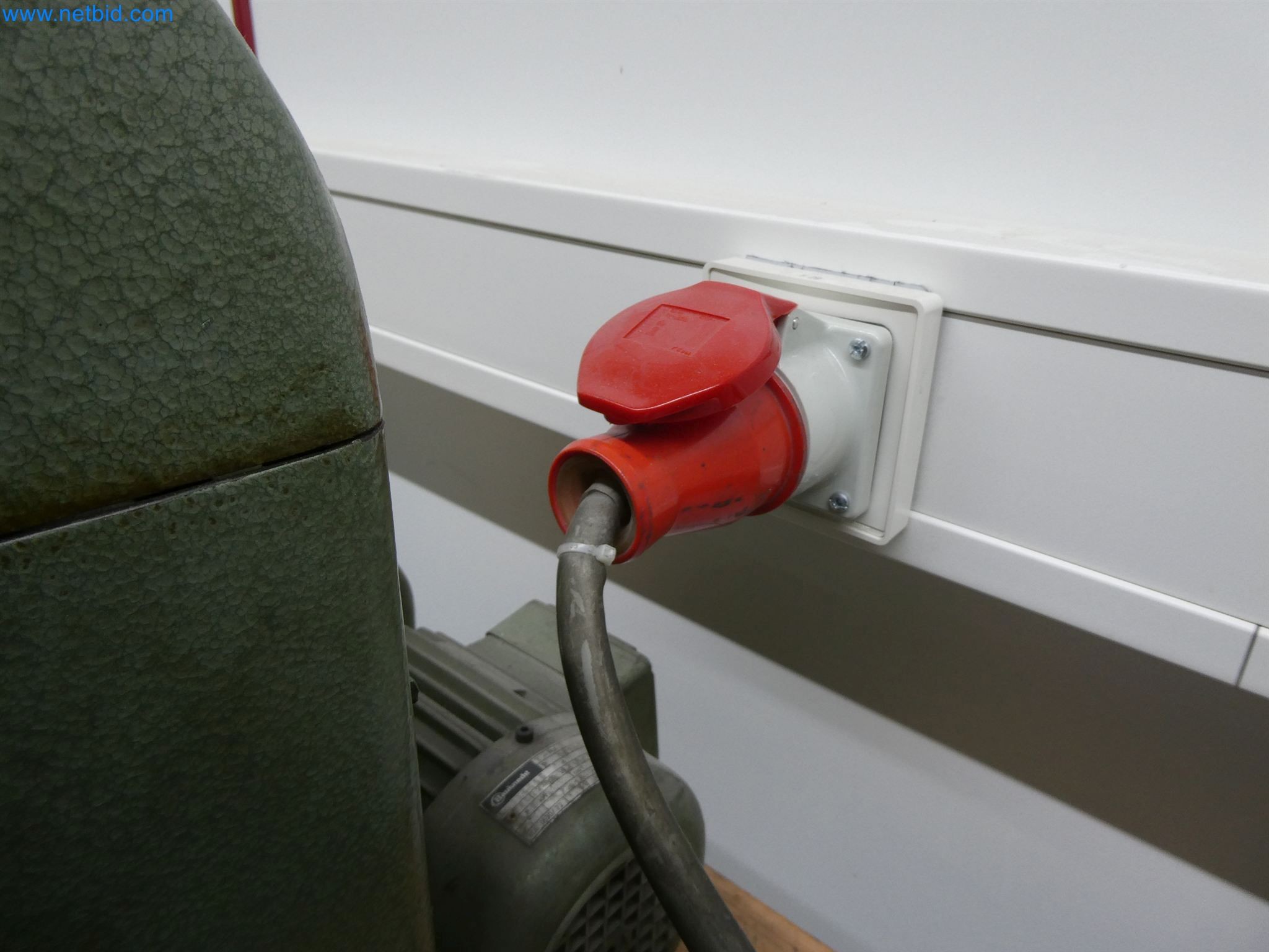 Injection molding machines, CNC machines & assembly lines for heating elements and automotive components-4