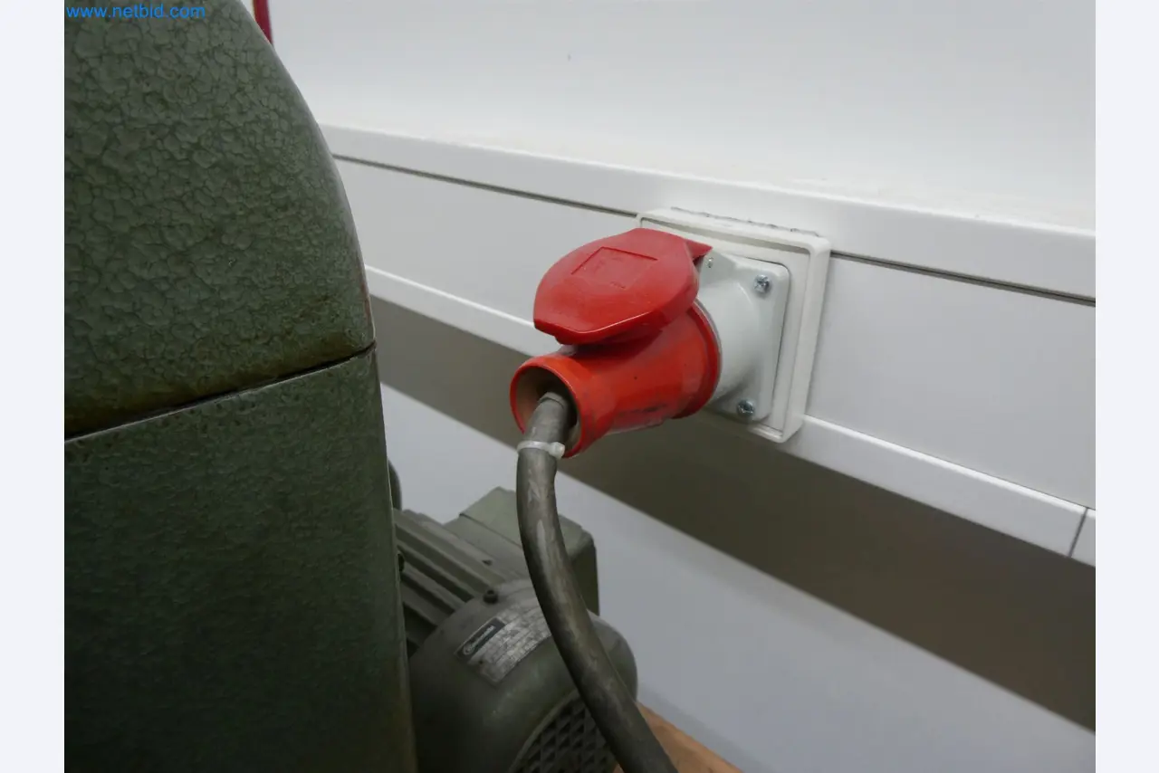 Injection molding machines, CNC machines & assembly lines for heating elements and automotive components-4