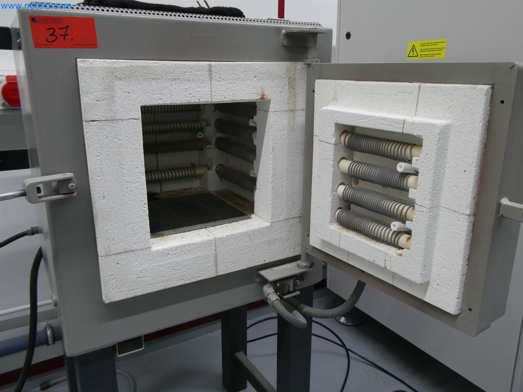 Injection molding machines, CNC machines & assembly lines for heating elements and automotive components-4