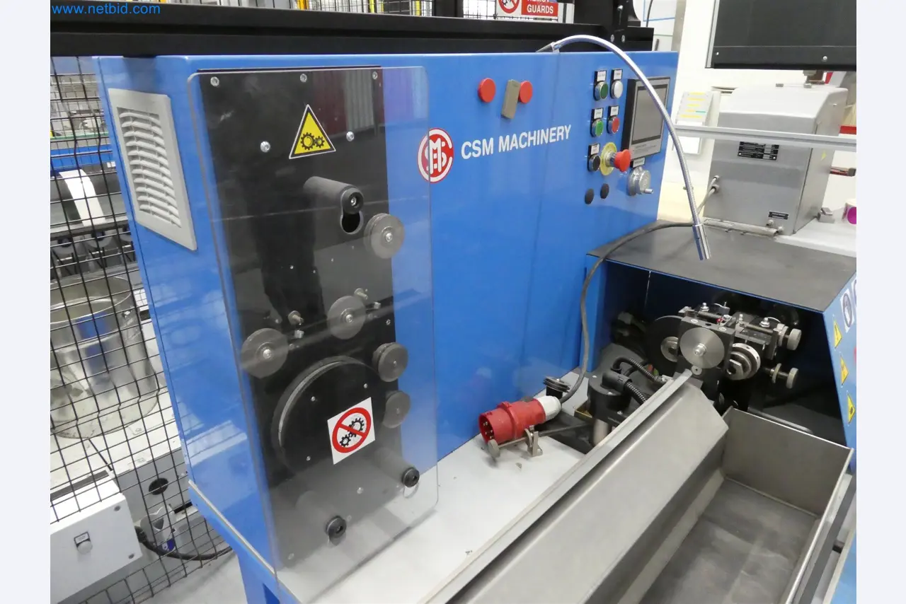 Máquinas de moldagem por injeção, máquinas CNC e linhas de montagem para elementos de aquecimento e componentes automóveis-2