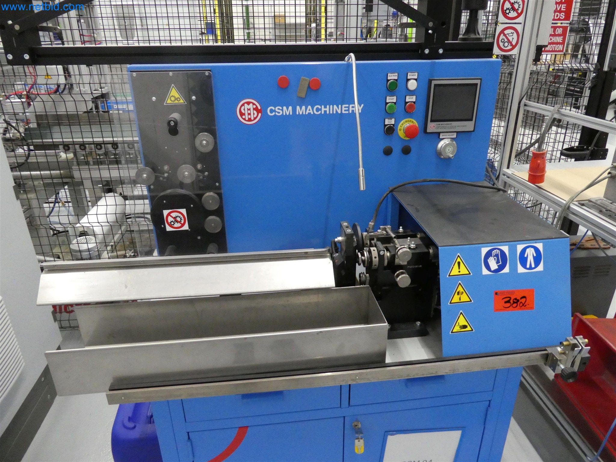 Máquinas de moldagem por injeção, máquinas CNC e linhas de montagem para elementos de aquecimento e componentes automóveis-4