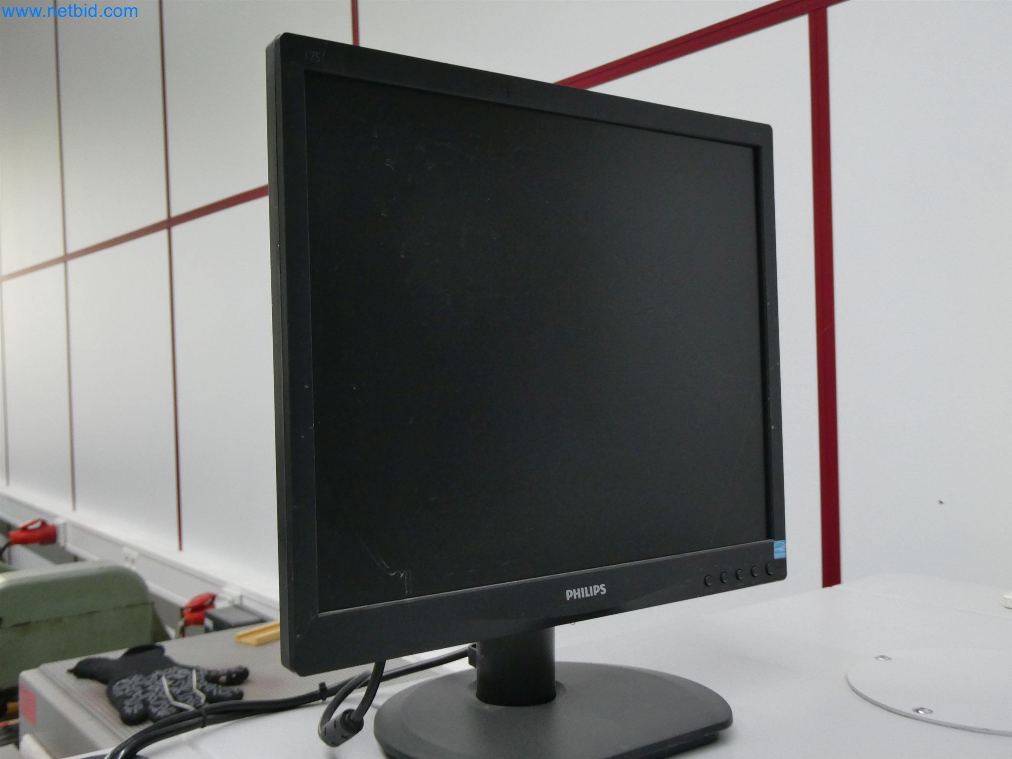 Injection molding machines, CNC machines & assembly lines for heating elements and automotive components-5