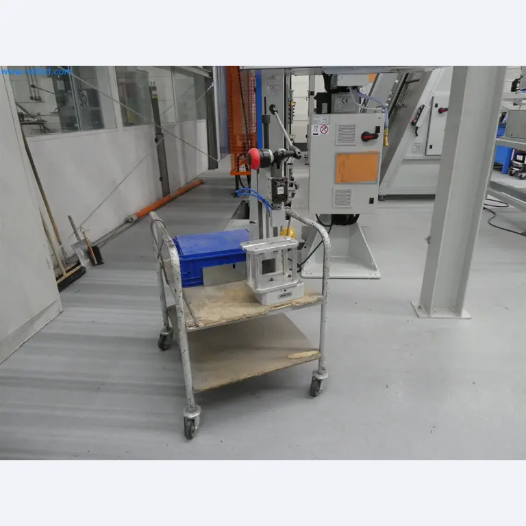 Máquinas de moldagem por injeção, máquinas CNC e linhas de montagem para elementos de aquecimento e componentes automóveis-1