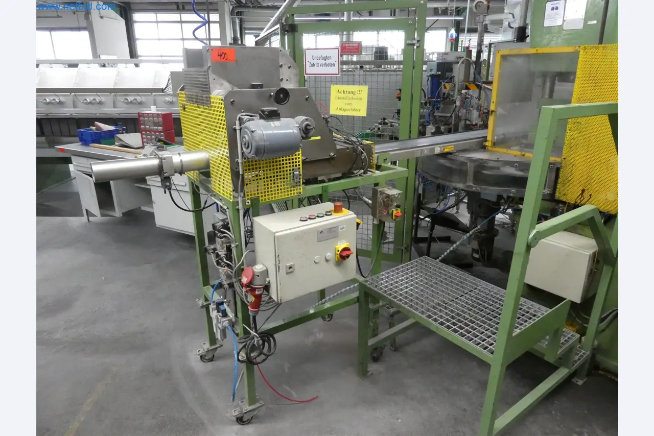 Máquinas de moldagem por injeção, máquinas CNC e linhas de montagem para elementos de aquecimento e componentes automóveis-8