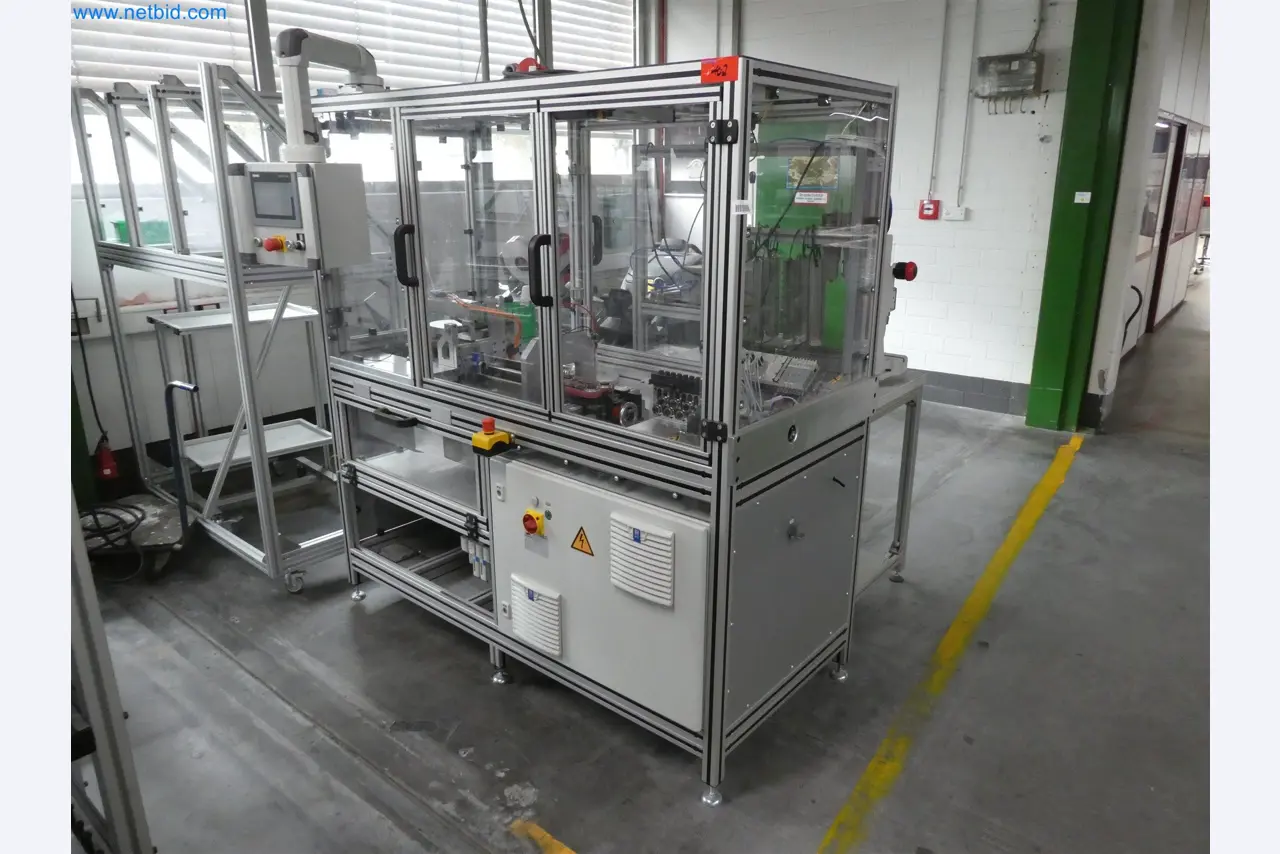 Máquinas de moldagem por injeção, máquinas CNC e linhas de montagem para elementos de aquecimento e componentes automóveis-2