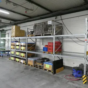 Estantes resistentes