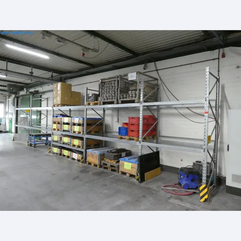 Máquinas de moldagem por injeção, máquinas CNC e linhas de montagem para elementos de aquecimento e componentes automóveis-1