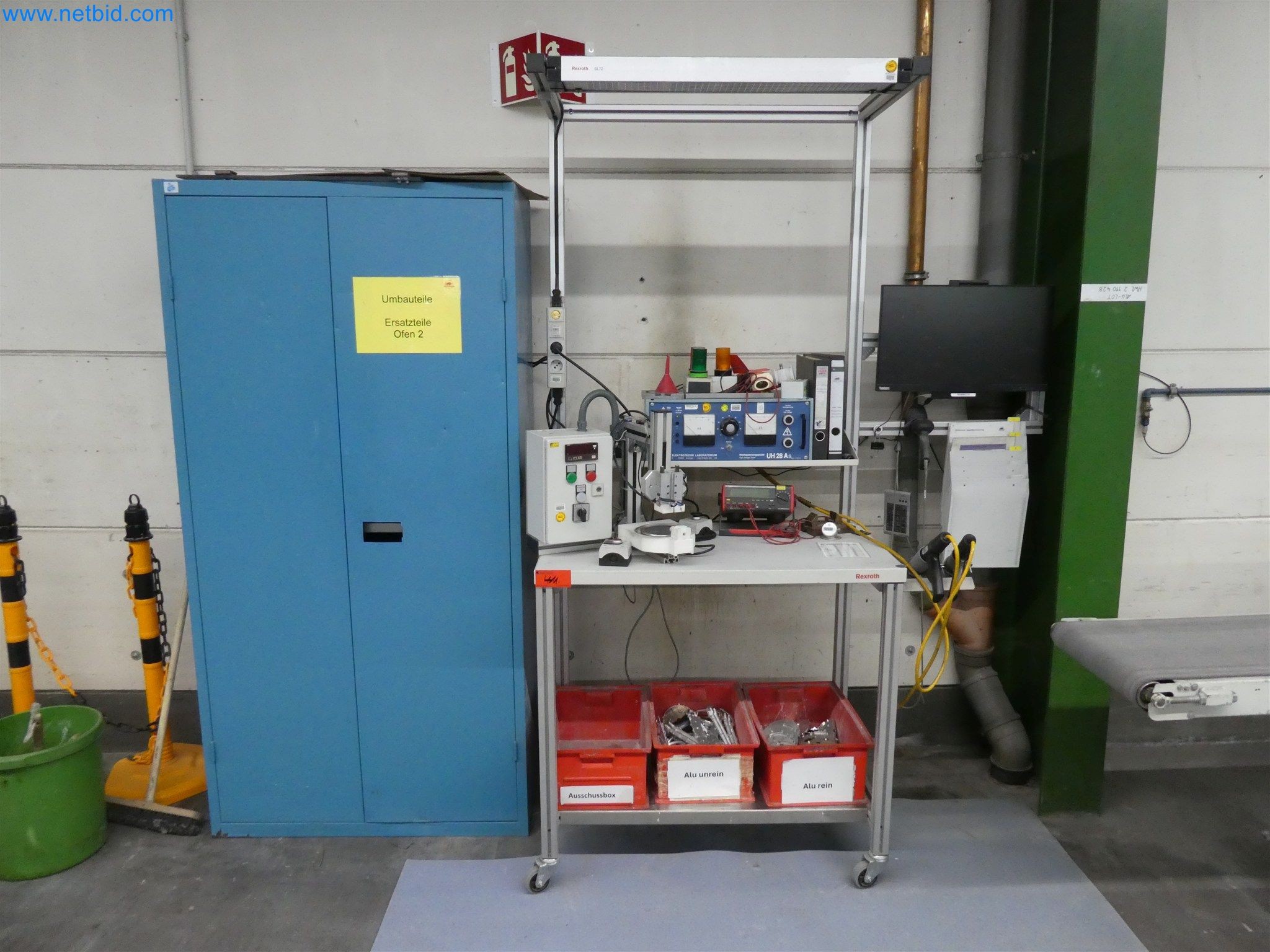 Máquinas de moldagem por injeção, máquinas CNC e linhas de montagem para elementos de aquecimento e componentes automóveis-1