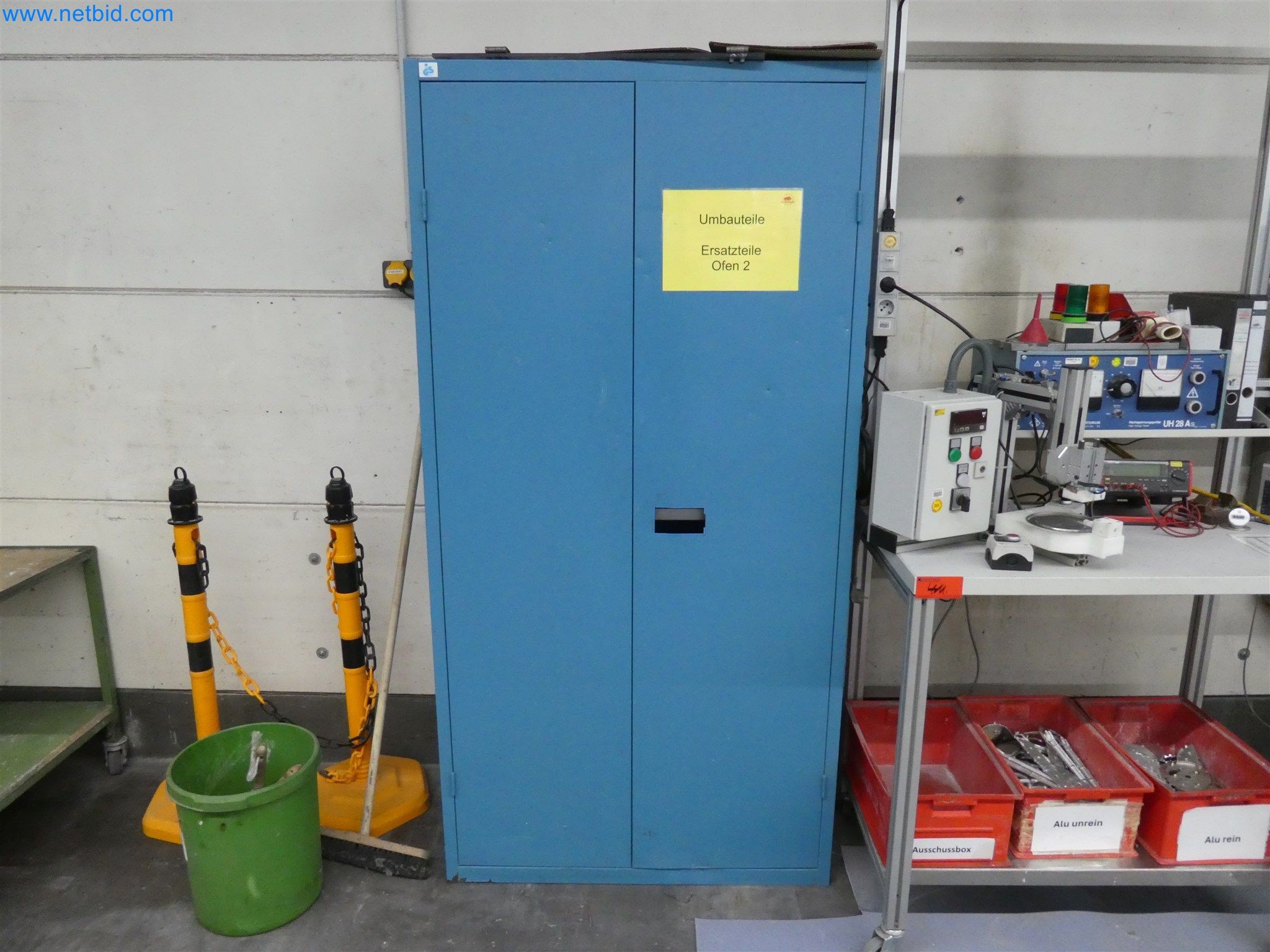 Máquinas de moldagem por injeção, máquinas CNC e linhas de montagem para elementos de aquecimento e componentes automóveis-6