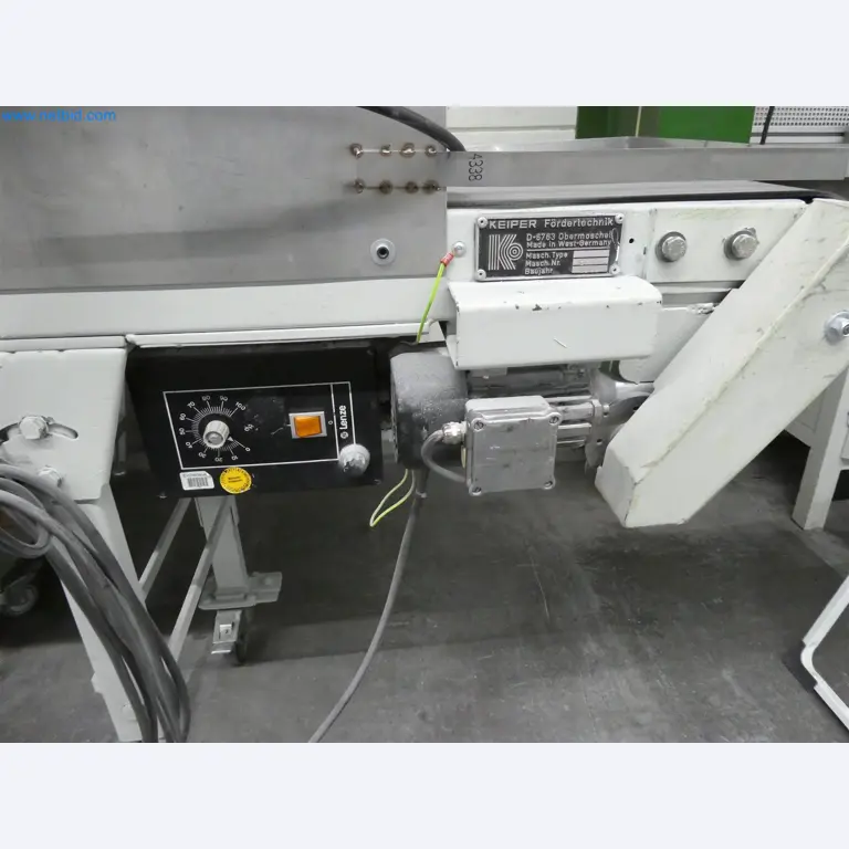 Máquinas de moldagem por injeção, máquinas CNC e linhas de montagem para elementos de aquecimento e componentes automóveis-4