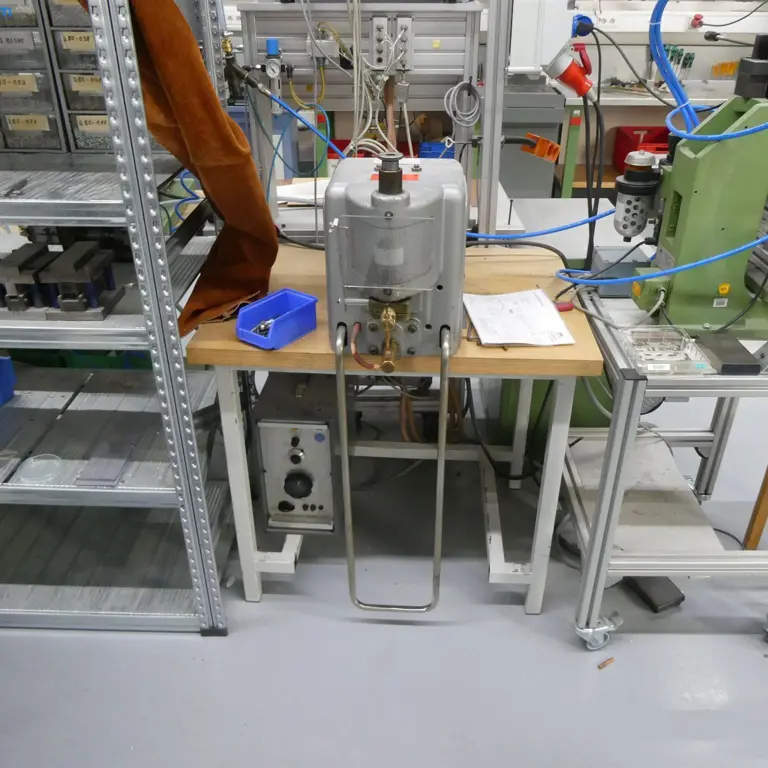 Appareil de soudage par points Eichen 2M Peco