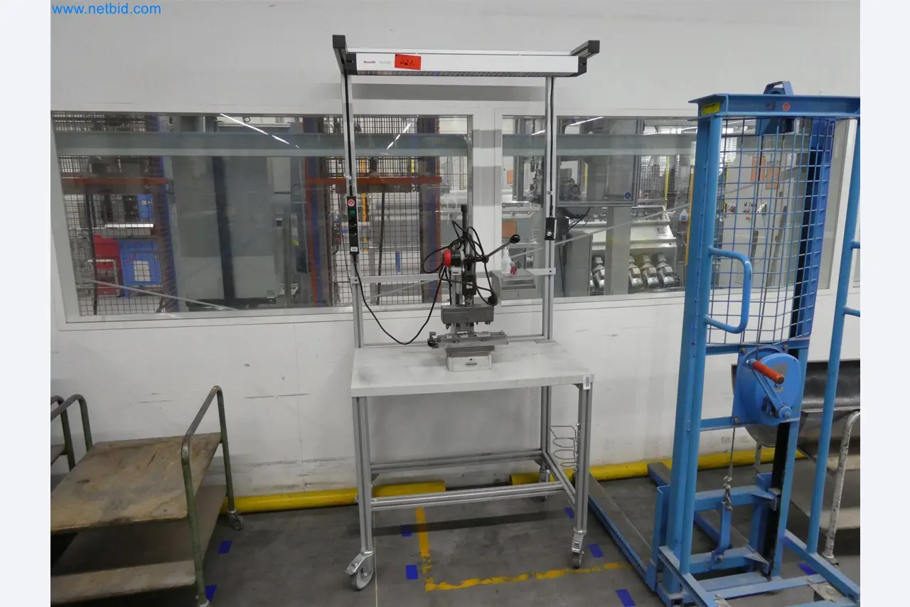 Máquinas de moldagem por injeção, máquinas CNC e linhas de montagem para elementos de aquecimento e componentes automóveis-1