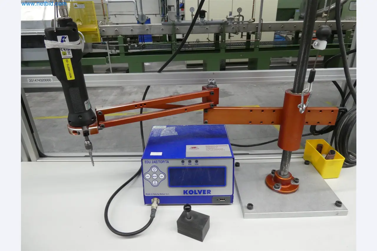 Máquinas de moldagem por injeção, máquinas CNC e linhas de montagem para elementos de aquecimento e componentes automóveis-3