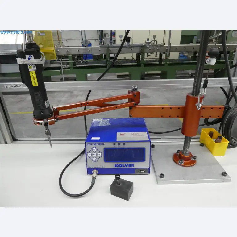 Máquinas de moldagem por injeção, máquinas CNC e linhas de montagem para elementos de aquecimento e componentes automóveis-3