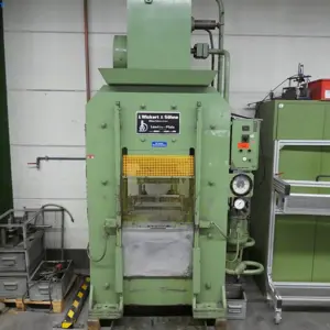 Presse hydraulique Wickert