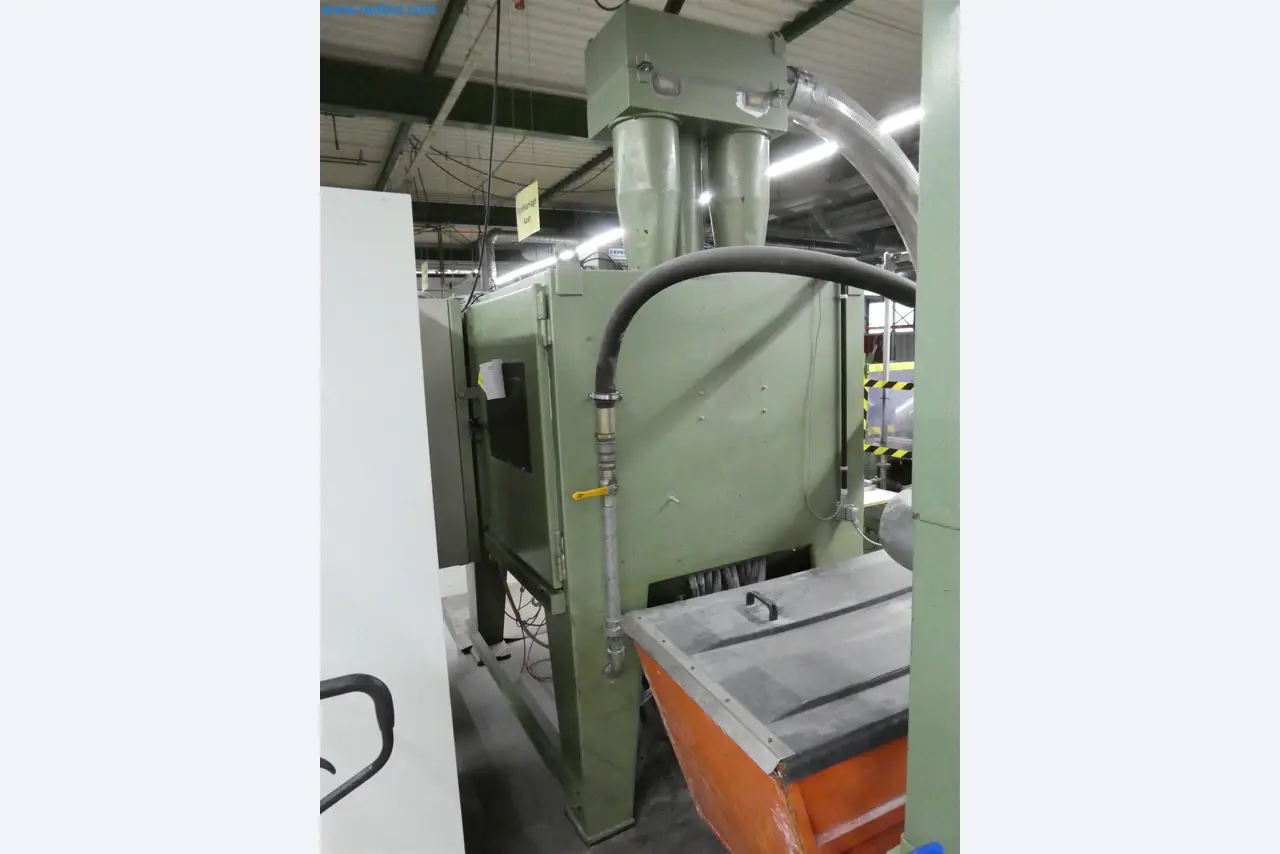 Máquinas de moldagem por injeção, máquinas CNC e linhas de montagem para elementos de aquecimento e componentes automóveis-2