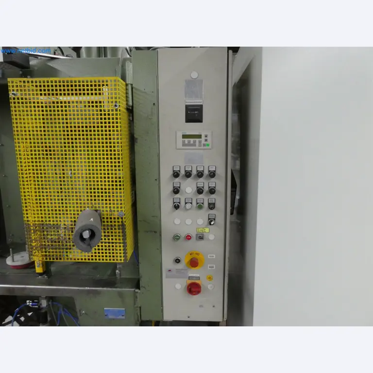 Máquinas de moldagem por injeção, máquinas CNC e linhas de montagem para elementos de aquecimento e componentes automóveis-4