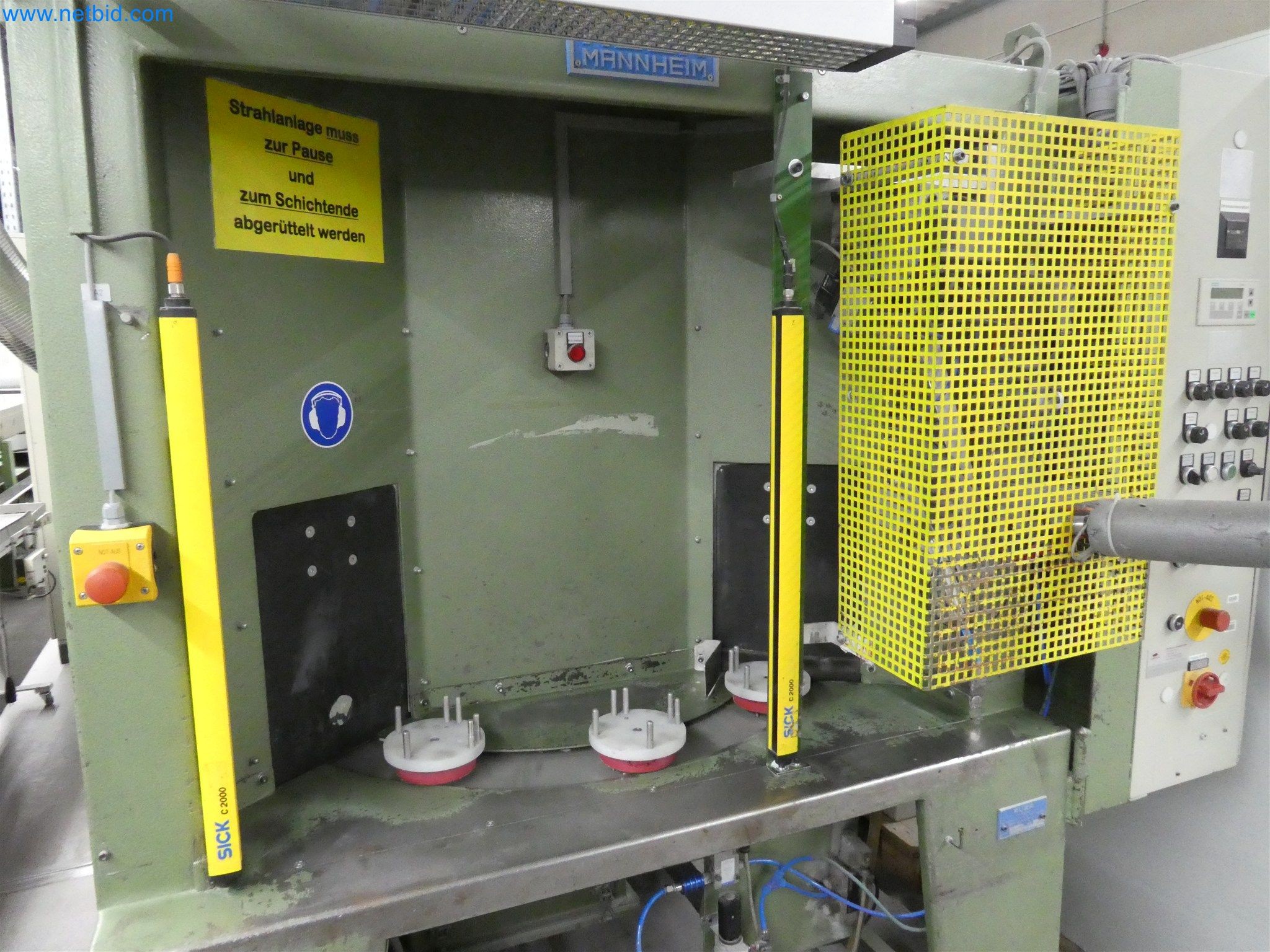 Máquinas de moldagem por injeção, máquinas CNC e linhas de montagem para elementos de aquecimento e componentes automóveis-5