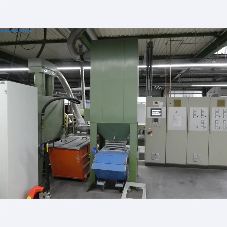 Máquinas de moldagem por injeção, máquinas CNC e linhas de montagem para elementos de aquecimento e componentes automóveis-7