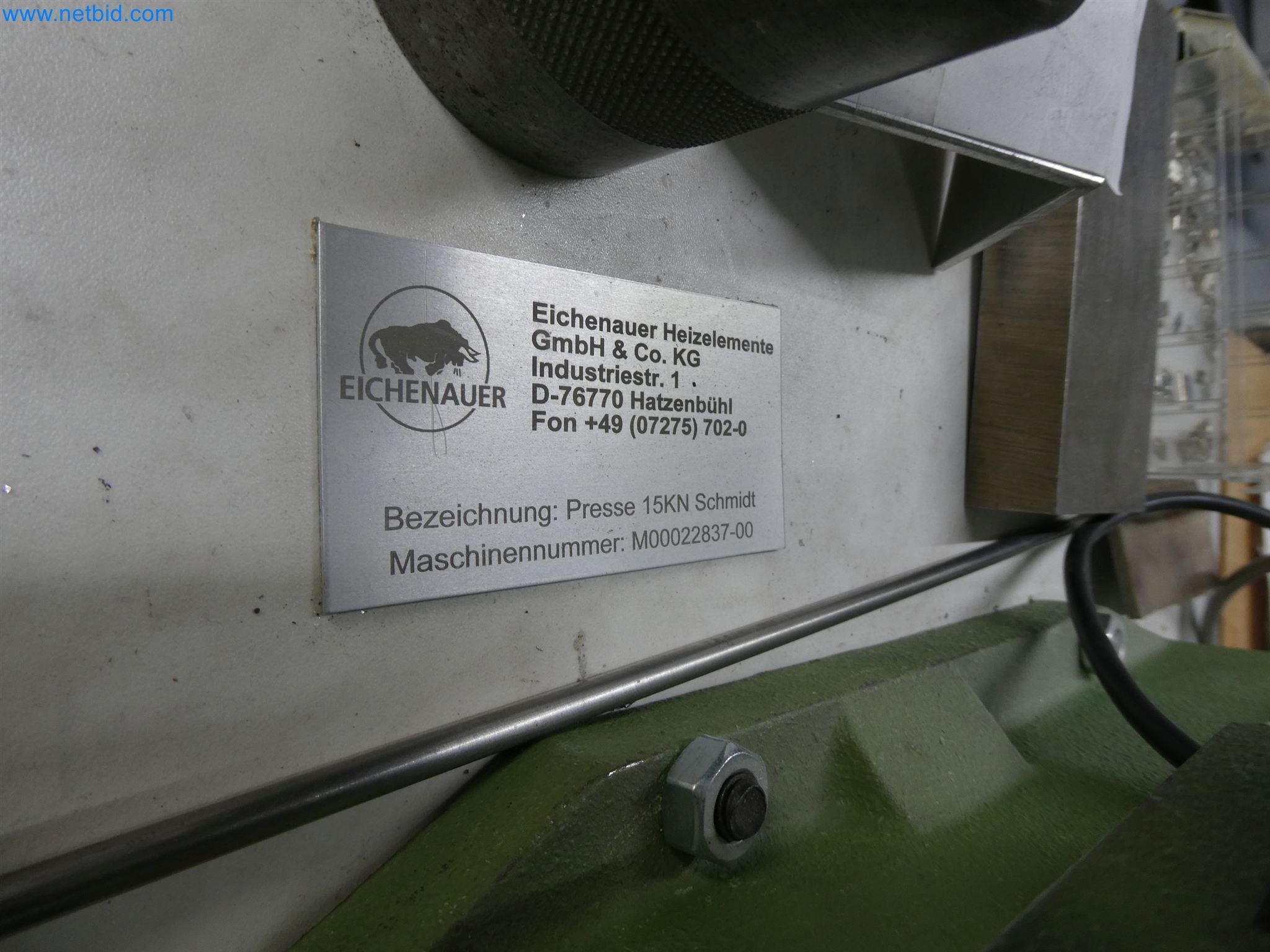 Máquinas de moldagem por injeção, máquinas CNC e linhas de montagem para elementos de aquecimento e componentes automóveis-3