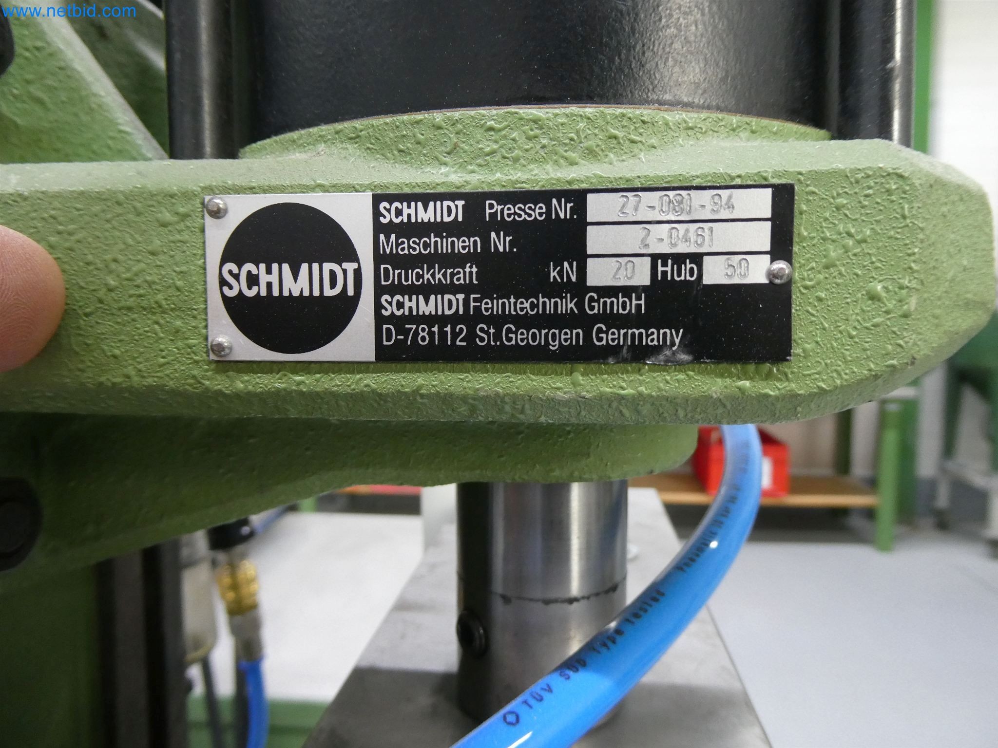 Máquinas de moldagem por injeção, máquinas CNC e linhas de montagem para elementos de aquecimento e componentes automóveis-4