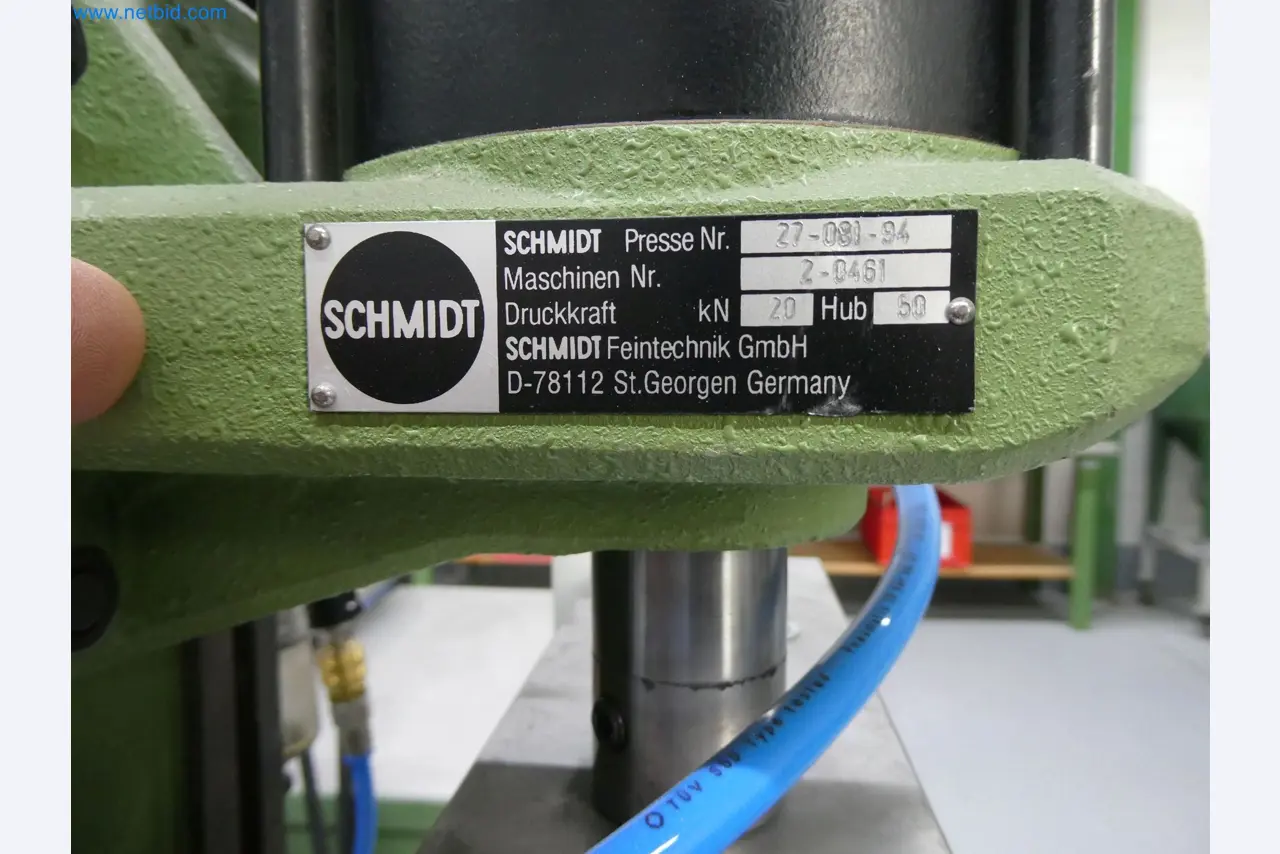 Máquinas de moldagem por injeção, máquinas CNC e linhas de montagem para elementos de aquecimento e componentes automóveis-4